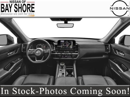 Brilliant Silver Metallic 2025 Nissan Pathfinder SL 4WD