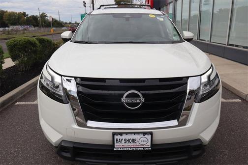 2022 Nissan Pathfinder SV 4WD