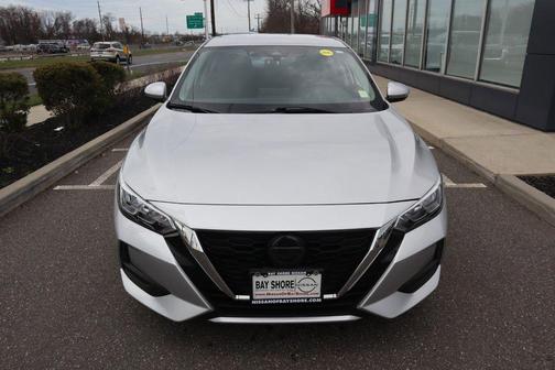Brilliant Silver Metallic 2023 Nissan Sentra SV