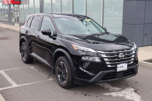 Super Black 2025 Nissan Rogue SV
