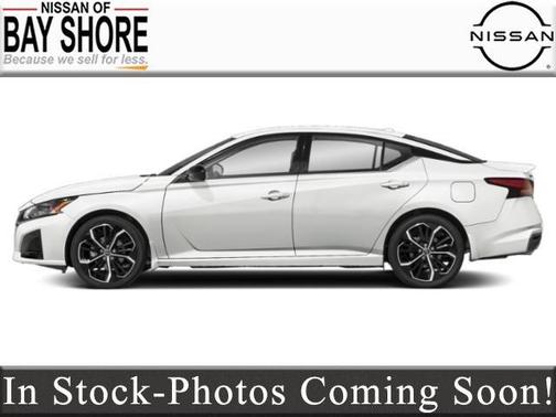 2025 Nissan Altima SR FWD