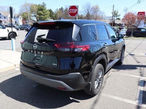 2023 Nissan Rogue S