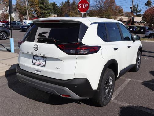 Glacier White 2023 Nissan Rogue S