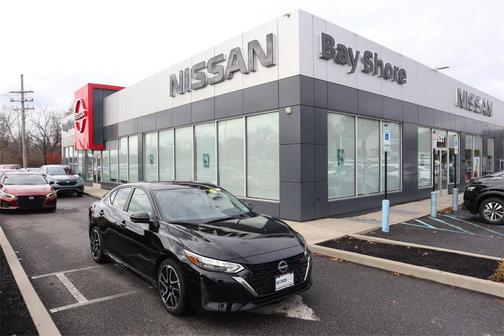 2025 Nissan Sentra SR