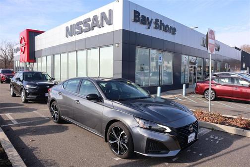 2024 Nissan Altima SR FWD