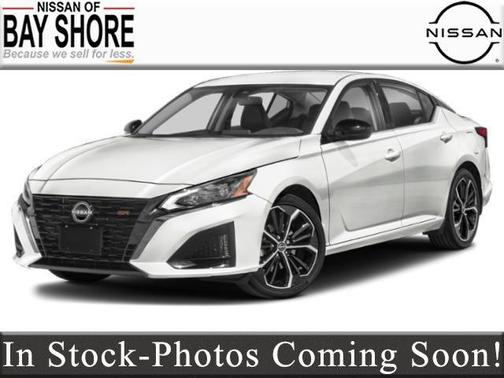 2025 Nissan Altima SR FWD