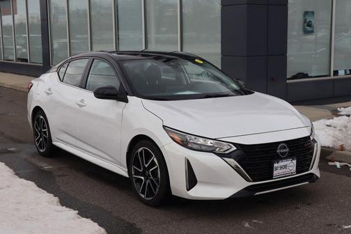 2025 Nissan Sentra SR