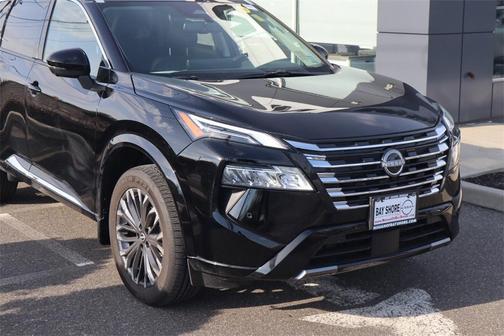 2025 Nissan Rogue Platinum