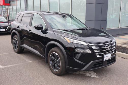 Super Black 2025 Nissan Rogue SV