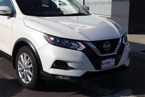 2021 Nissan Rogue Sport SV