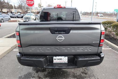 2024 Nissan Frontier S