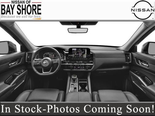 2025 Nissan Pathfinder SL 4WD