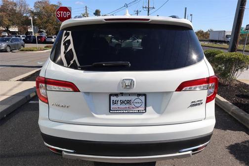 2022 Honda Pilot AWD Elite