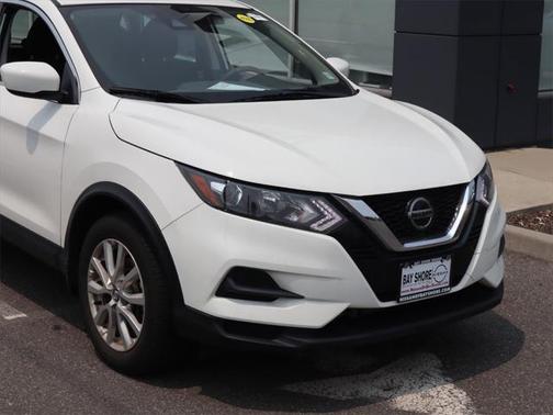 2022 Nissan Rogue Sport S