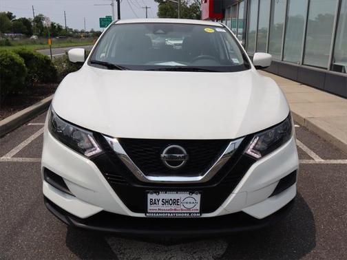 2022 Nissan Rogue Sport S