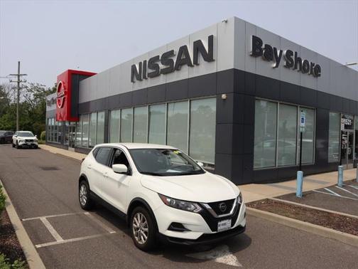 2022 Nissan Rogue Sport S
