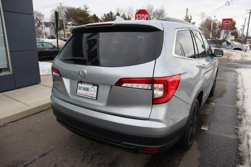 Modern Steel Metallic 2022 Honda Pilot AWD Special Edition