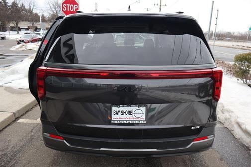 2025 Kia Carnival Hybrid SX