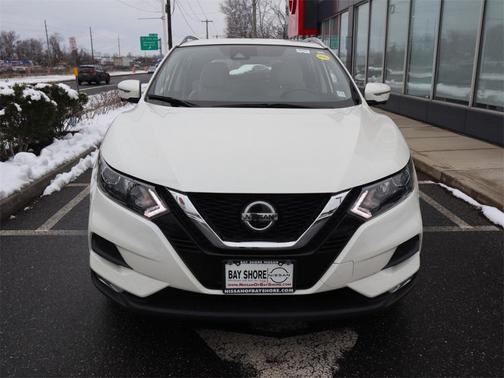 2022 Nissan Rogue Sport SV