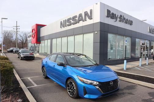 2025 Nissan Sentra SR