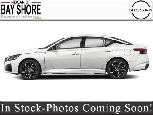 2025 Nissan Altima SR FWD