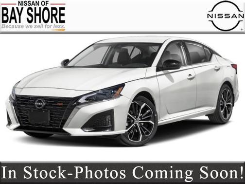 2025 Nissan Altima SR FWD