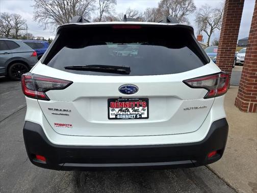 2023 Subaru Outback Premium