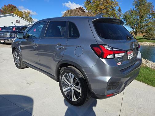 2024 Mitsubishi Outlander Sport 2.0 ES