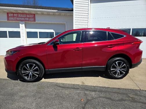 2022 Toyota Venza LE