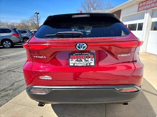 2022 Toyota Venza LE