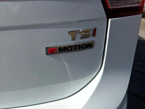 2018 Volkswagen Tiguan 2.0T SEL