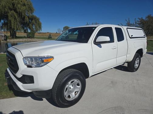 2020 Toyota Tacoma SR
