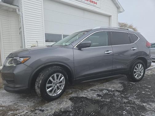 2020 Nissan Rogue SV