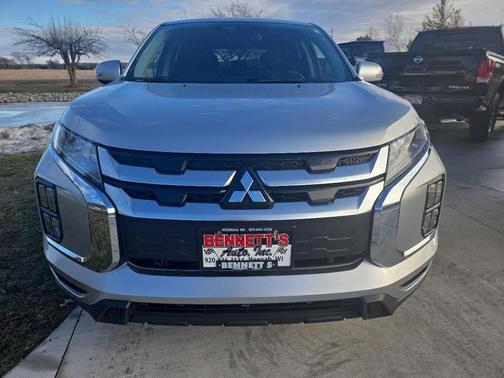 2024 Mitsubishi Outlander Sport 2.0 ES