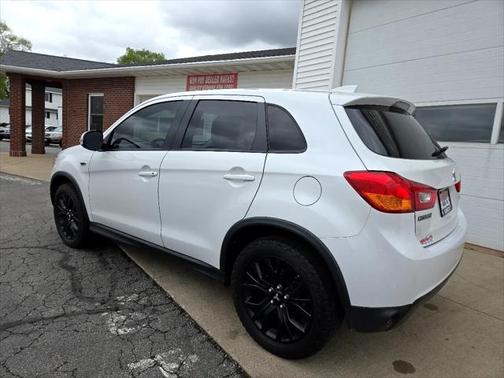 2017 Mitsubishi Outlander Sport 2.0 ES