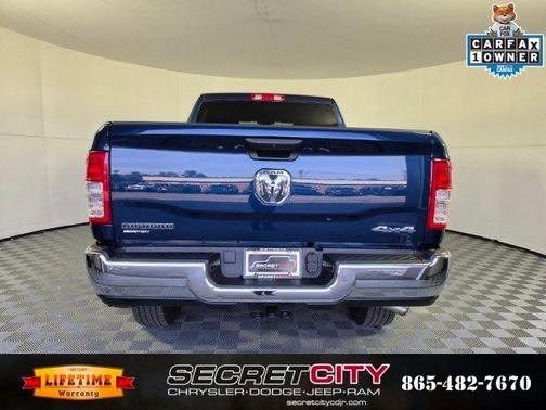 Patriot Blue Pearlcoat 2024 RAM 2500 Big Horn
