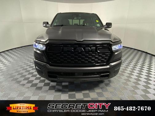 Granite Crystal Clearcoat Metallic 2026 RAM 1500 Big Horn/Lone Star