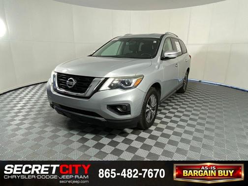 Brilliant Silver Metallic 2018 Nissan Pathfinder SV