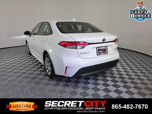 Ice 2024 Toyota Corolla Hybrid LE