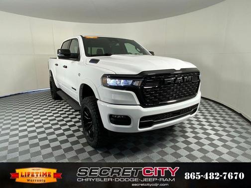 Bright White Clearcoat 2026 RAM 1500 Big Horn/Lone Star