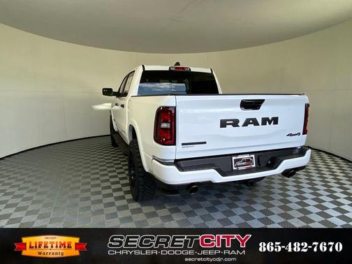 Bright White Clearcoat 2026 RAM 1500 Big Horn/Lone Star