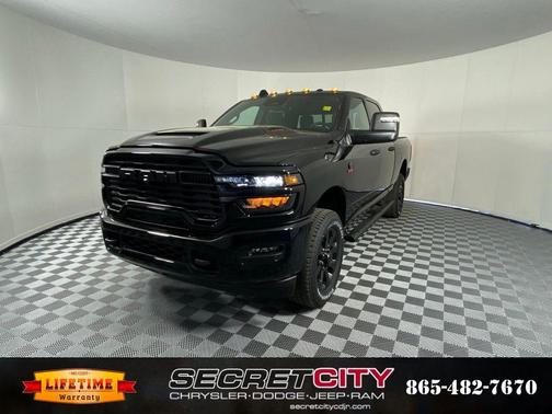 Diamond Black 2026 RAM 2500 Tradesman