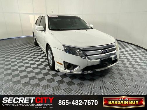 White 2010 Ford Fusion SEL