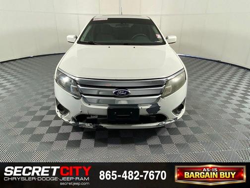 White 2010 Ford Fusion SEL