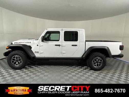Bright White Clearcoat 2026 Jeep Gladiator Rubicon