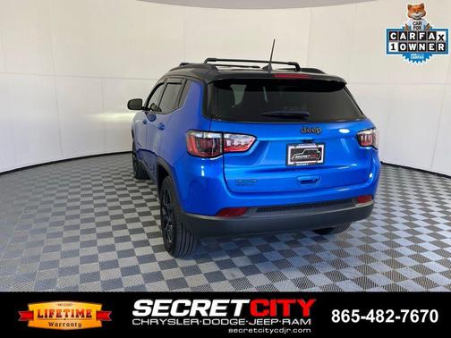 Hydro Blue Pearlcoat 2024 Jeep Compass Latitude
