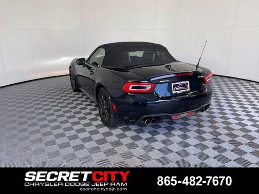Forte Black Metallic 2019 FIAT 124 Spider Abarth