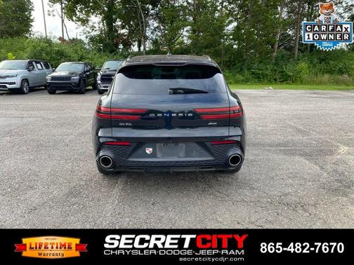 Vik Black 2022 Genesis GV70 2.5T