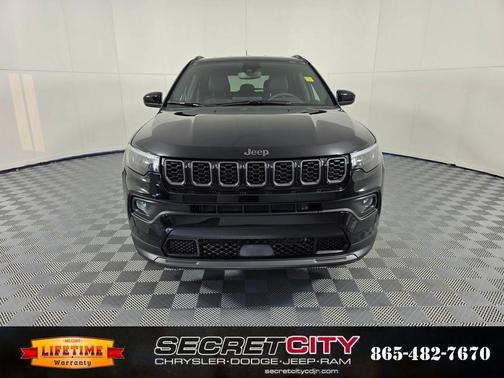 Diamond Black 2026 Jeep Compass Latitude