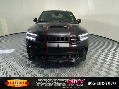 DB Black Crystal Clearcoat 2026 Dodge Durango GT